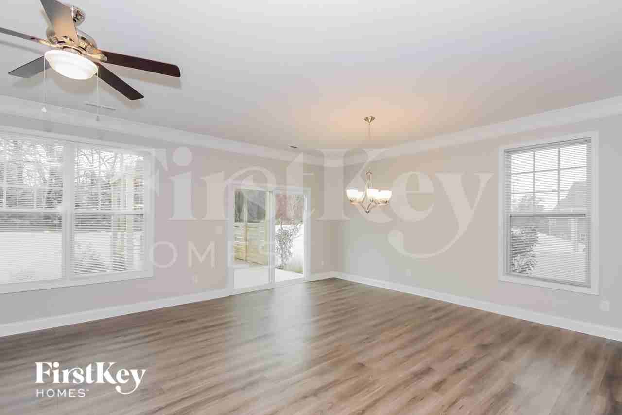 117 W Americana Dr - Photo 4 of 18