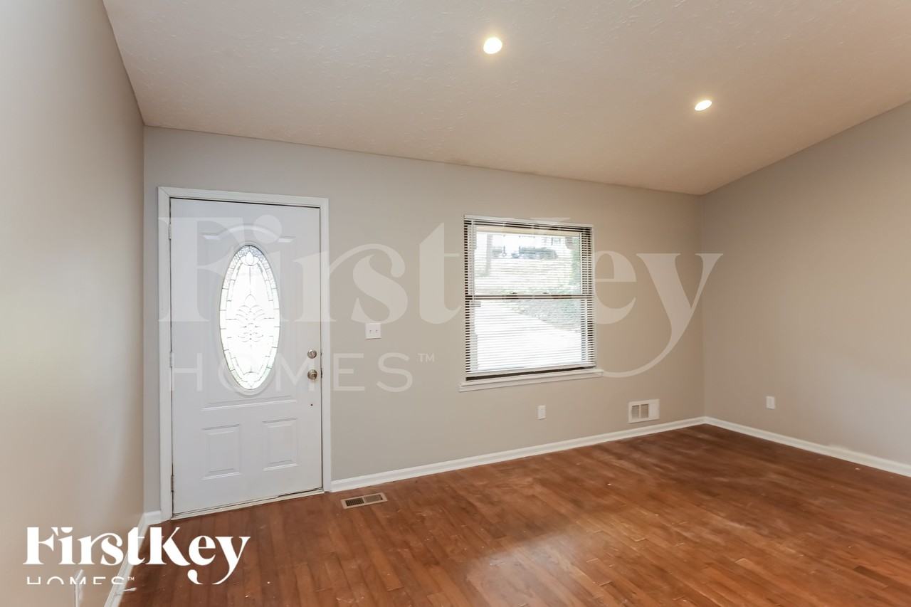 432 Shady Lane Cir - Photo 2 of 18