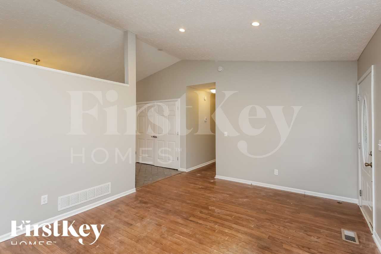 432 Shady Lane Cir - Photo 4 of 18