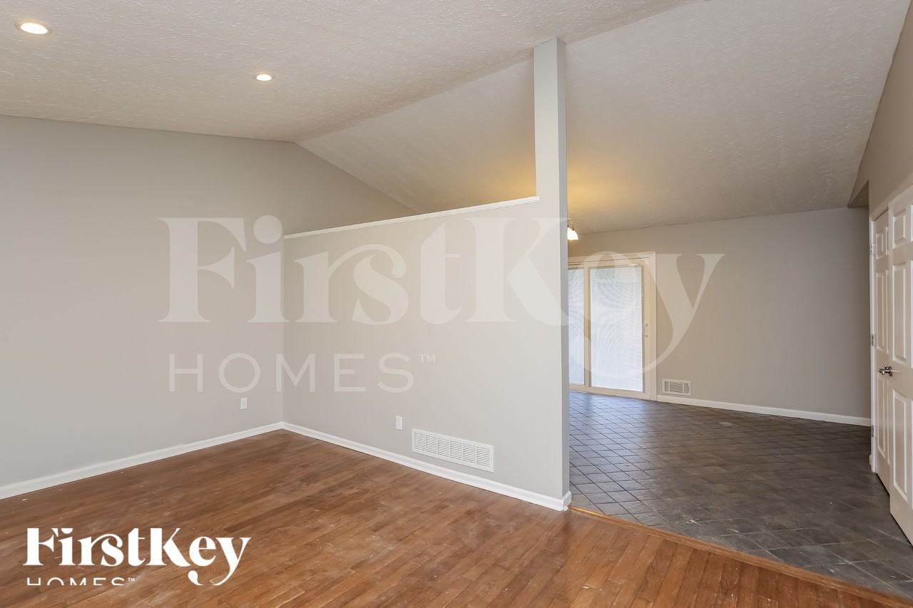 432 Shady Lane Cir - Photo 6 of 18