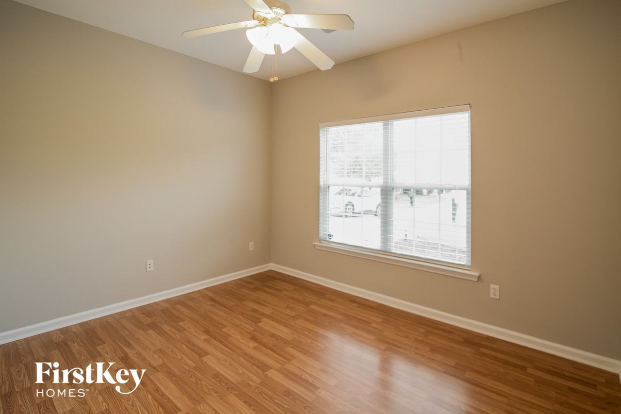 5102 Village Crier Ln - Photo 6 of 15