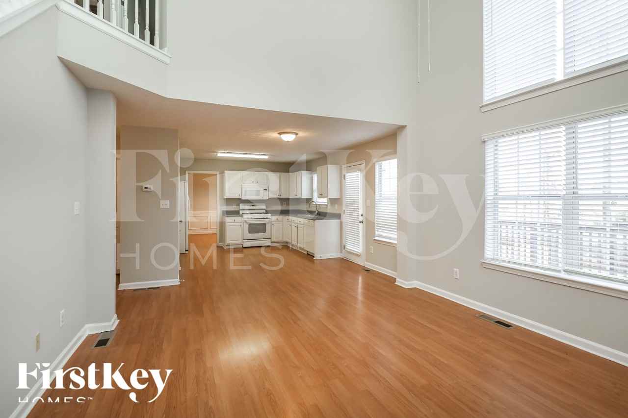 4673 Devencrest Ln - Photo 6 of 18