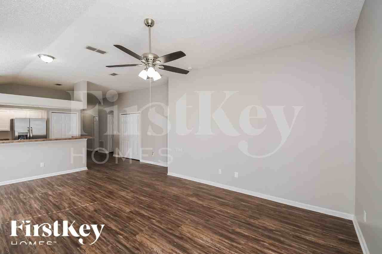 2956 Centerwood Dr - Photo 6 of 18