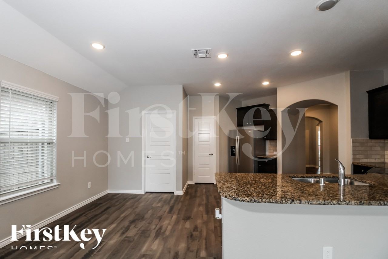 117 Lazy Berry Way - Photo 6 of 18