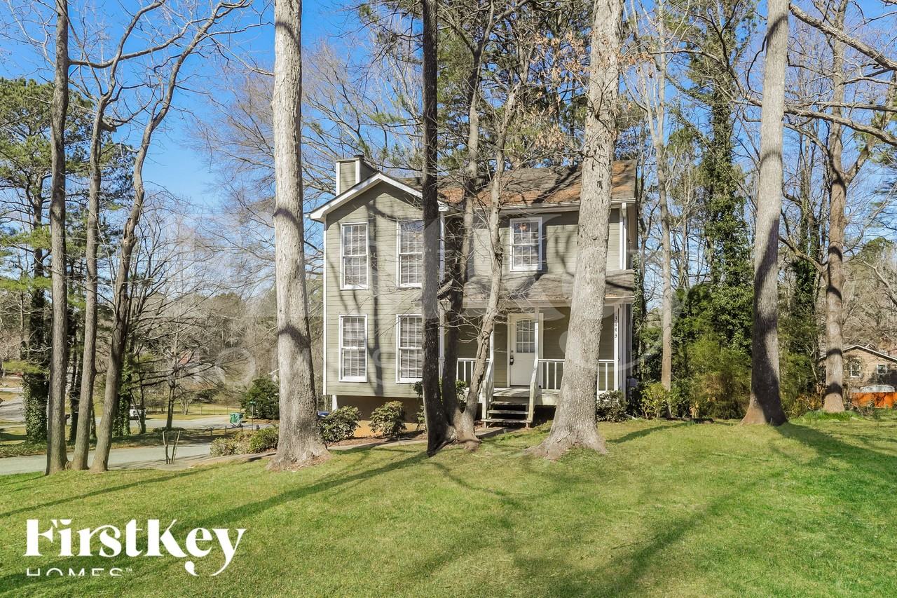 3843 Holland Dr - Photo 2 of 18