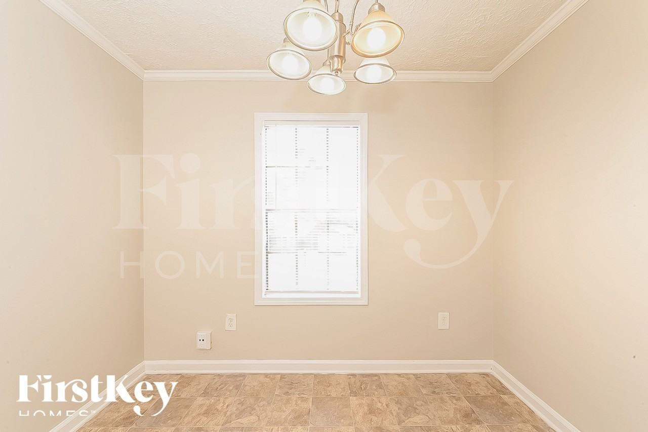 160 Sherwood Loop - Photo 5 of 18