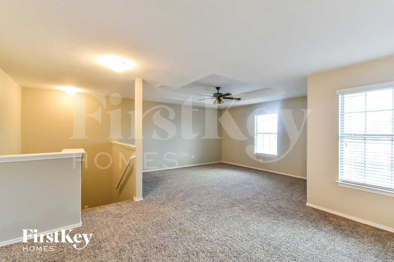 12831 Limestone Way - Photo 5 of 15