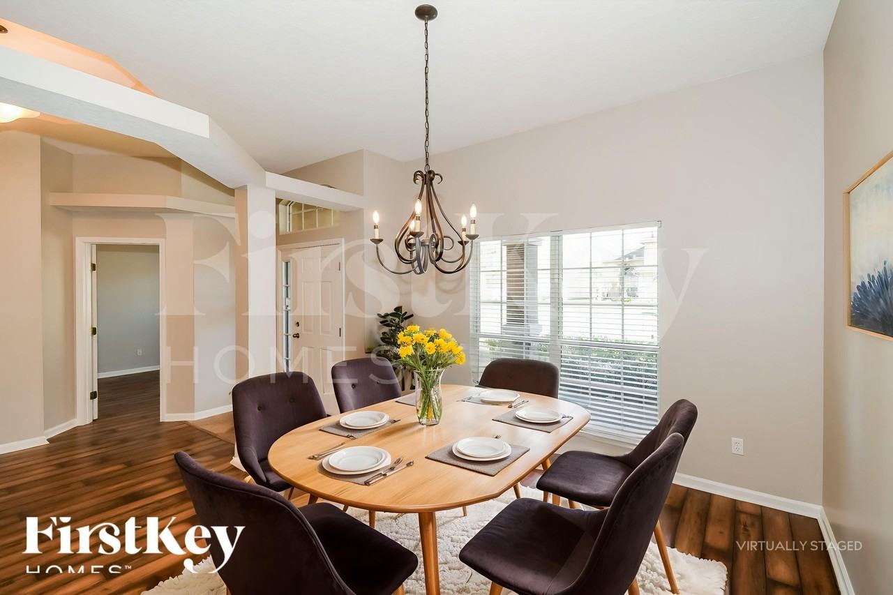 652 Reflection Cove Rd - Photo 6 of 18