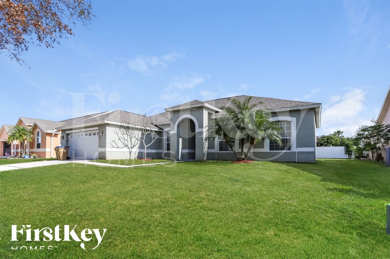 4648 Huron Bay Cir - Photo 2 of 18