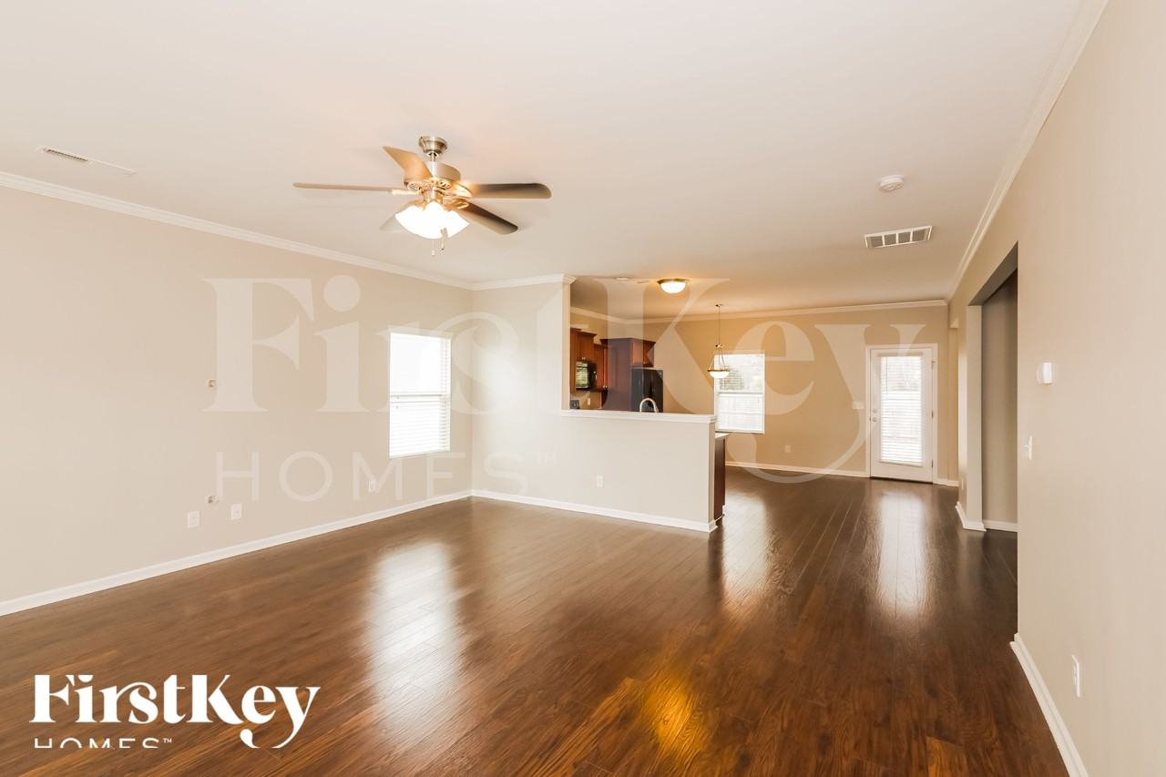 2618 Spring Breeze Way - Photo 4 of 18