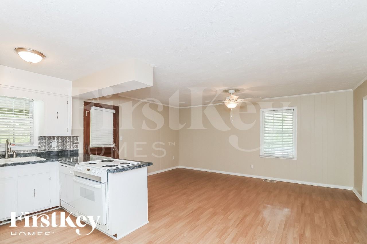 3082 Lake Ranch Dr - Photo 7 of 18