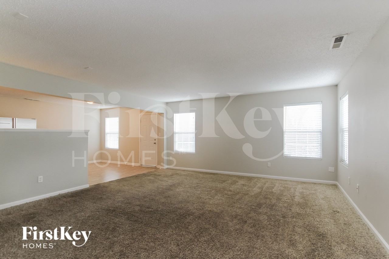 10423 Apple Creek Way - Photo 6 of 20