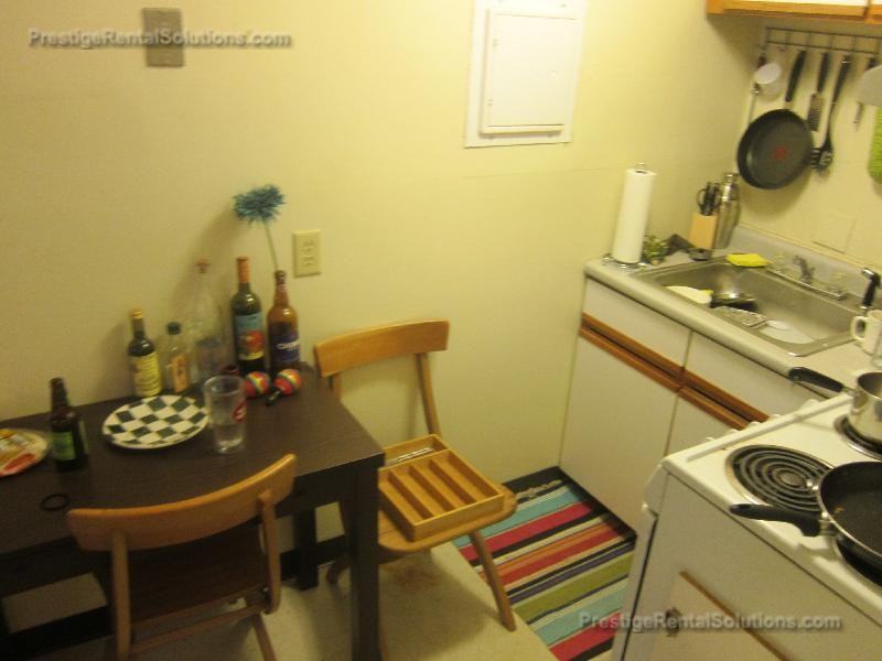 S Huntington Ave #5 - Photo 3 of 9