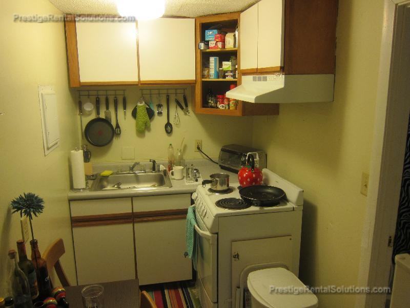 S Huntington Ave #5 - Photo 5 of 9