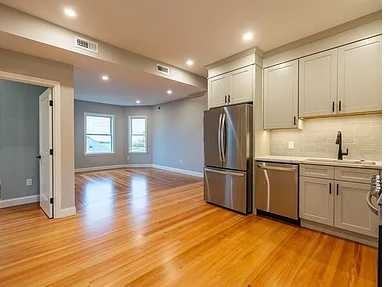 Columbia Rd - Photo 2 of 6