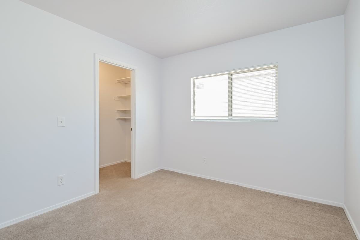 6181 S Candice Anne Dr - Photo 5 of 16