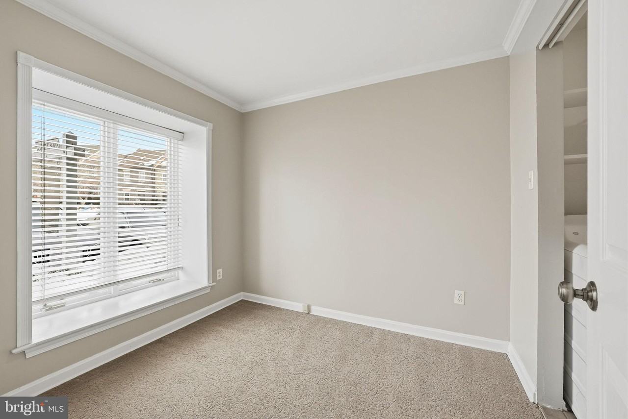 6701 Washington Blvd ##E - Photo 7 of 38