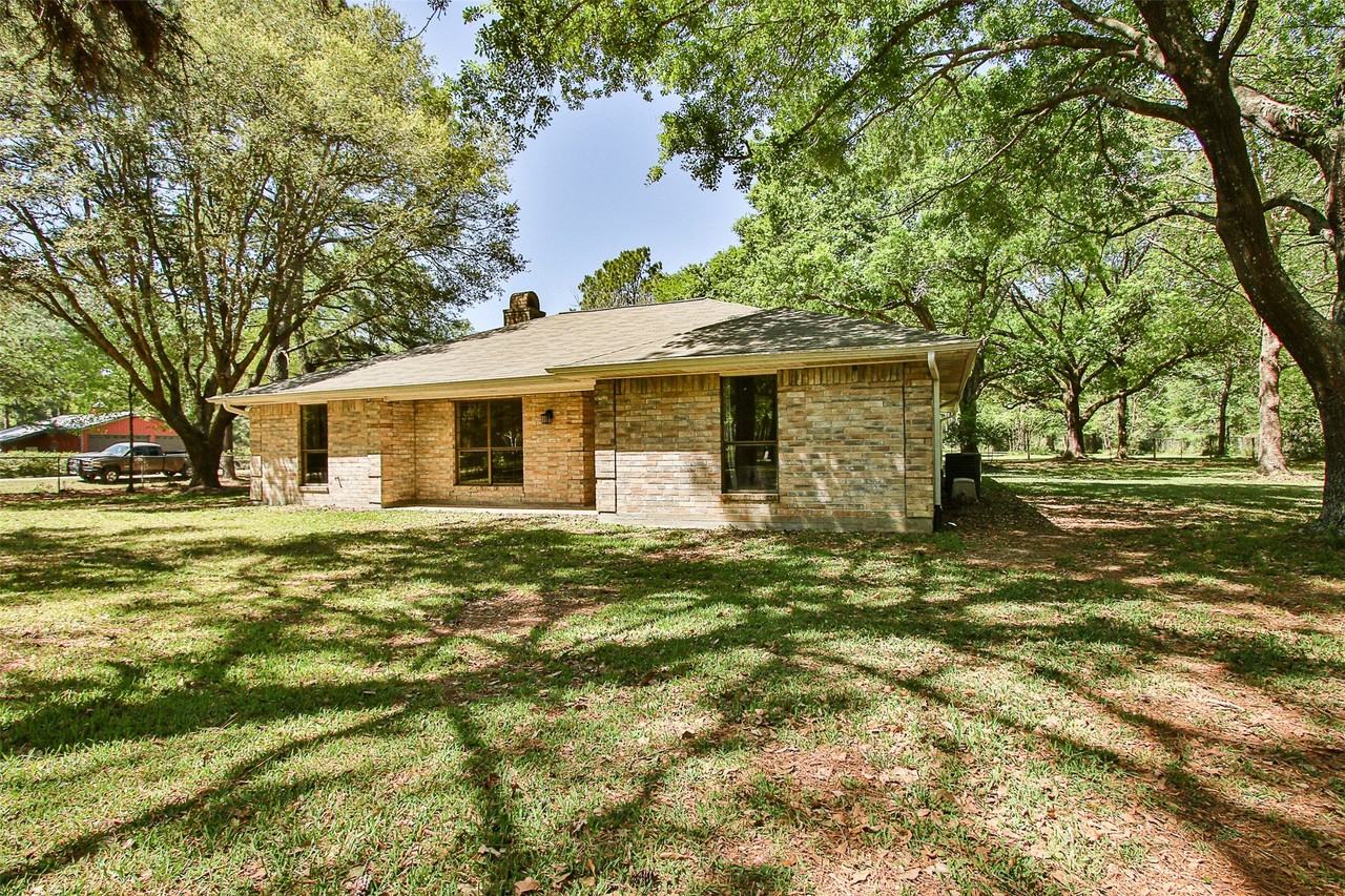 17406 Bobcat Trl - Photo 4 of 35