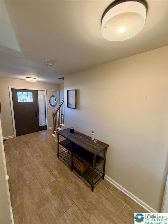 132 Silo Cir - Photo 2 of 16