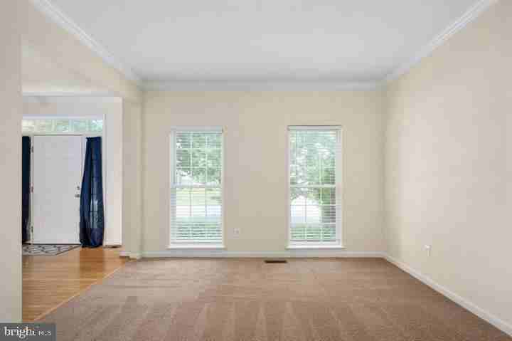 6 Riggs Rd - Photo 7 of 50