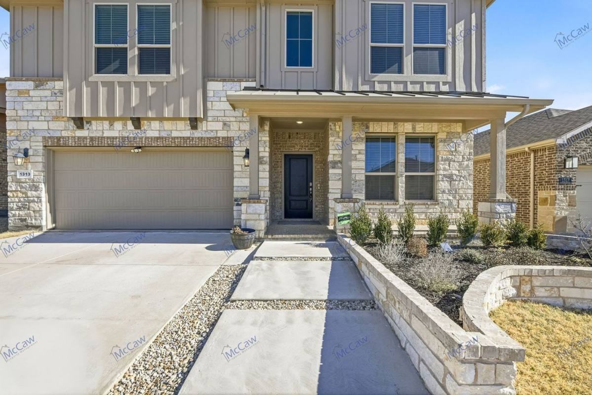 1313 Trailblazer Way - Photo 2 of 10