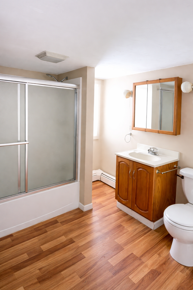 53 1/2 E Street Ext - Photo 7 of 18