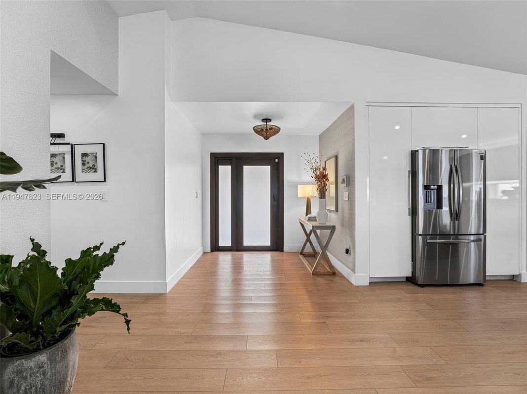 7753 Nw 189th St ##1 - Photo 3 of 3