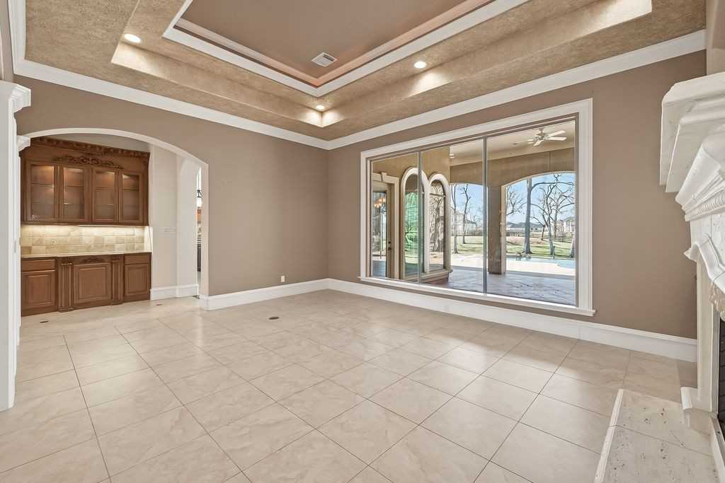 4011 Westerdale Dr - Photo 6 of 35