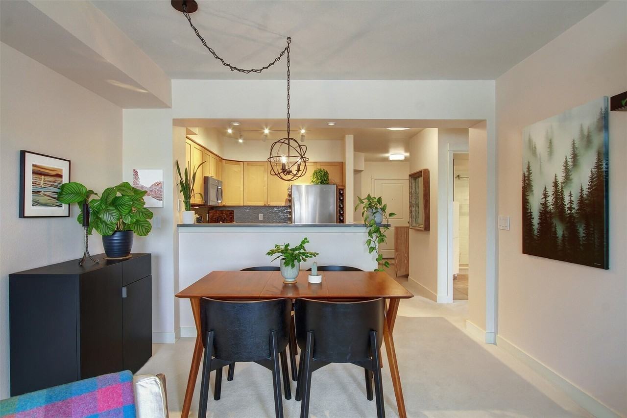 1545 Nw 57Th St - Photo 6 of 15