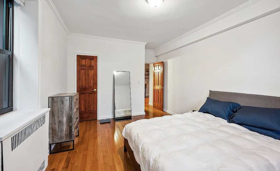 3636 Greystone Ave - Photo 7 of 17