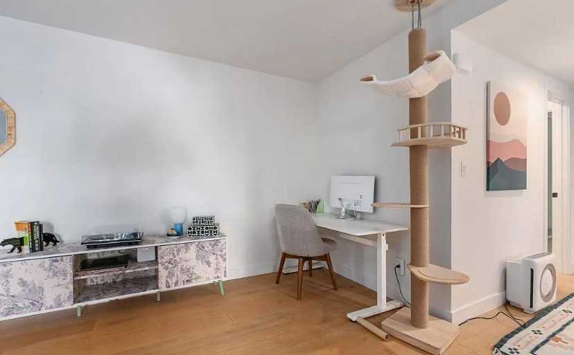 155 Rosebay Dr - Photo 3 of 16