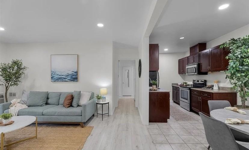 314 S Miraleste Dr - Photo 7 of 17