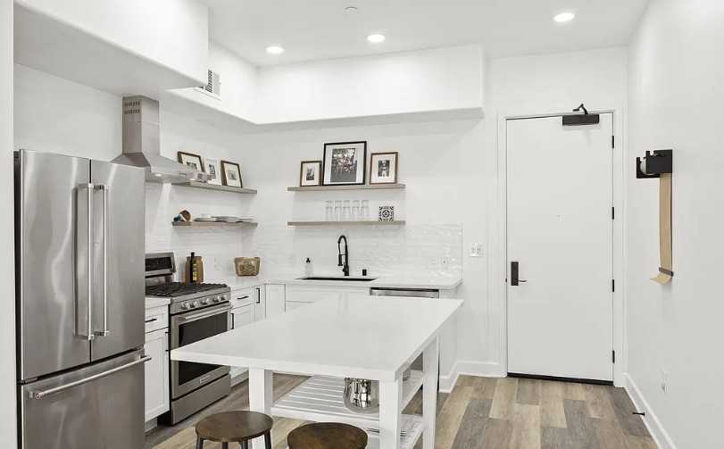 130 N Garden St - Photo 2 of 24