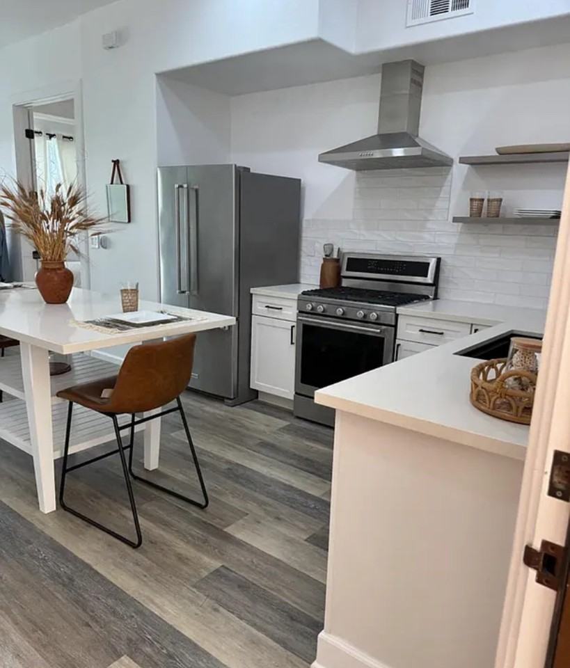 130 N Garden St - Photo 3 of 24