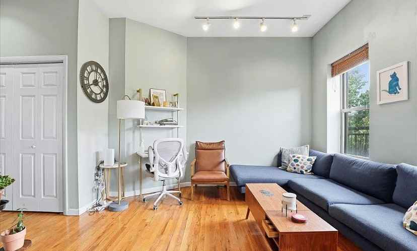 102 Ogden Ave - Photo 2 of 18