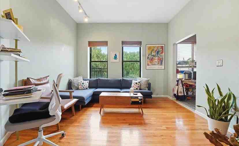 102 Ogden Ave - Photo 3 of 18