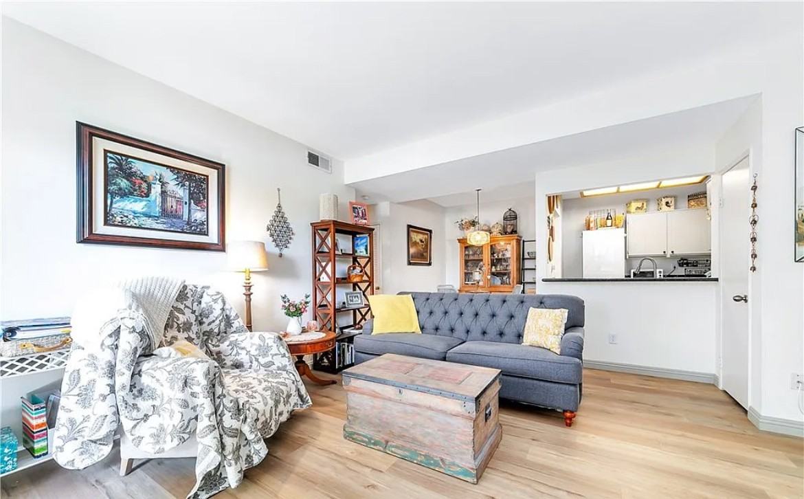 23705 Del Monte Dr - Photo 4 of 22