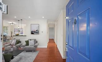 105 Lighthouse Dr - Photo 1 of 1