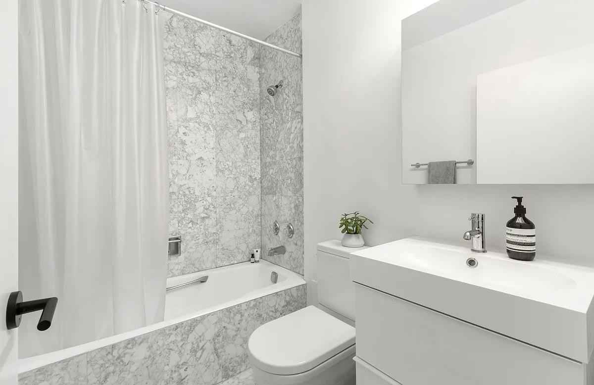 377 Rector Pl - Photo 3 of 7