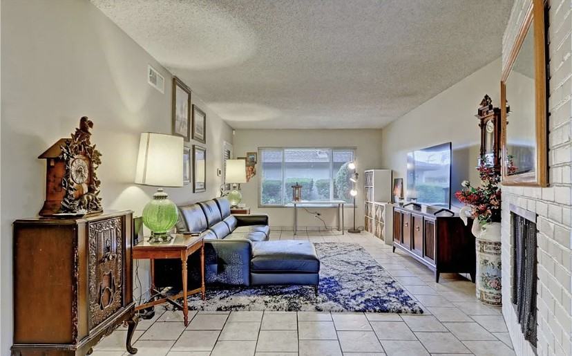 13902 Yorba St #14C - Photo 3 of 12