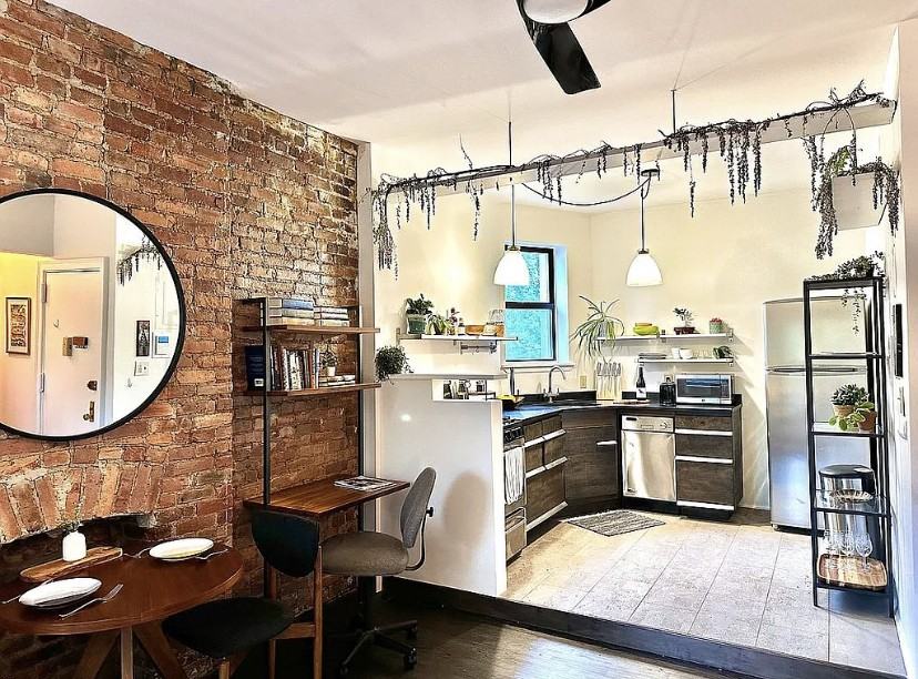 77 Underhill Ave #2A - Photo 4 of 10