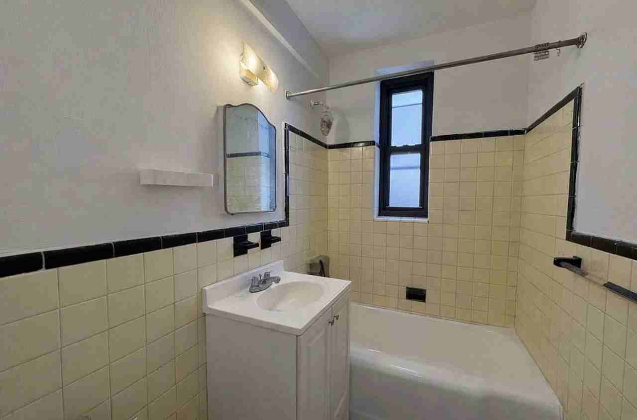 6771 Yellowstone Blvd #6543 - Photo 5 of 7