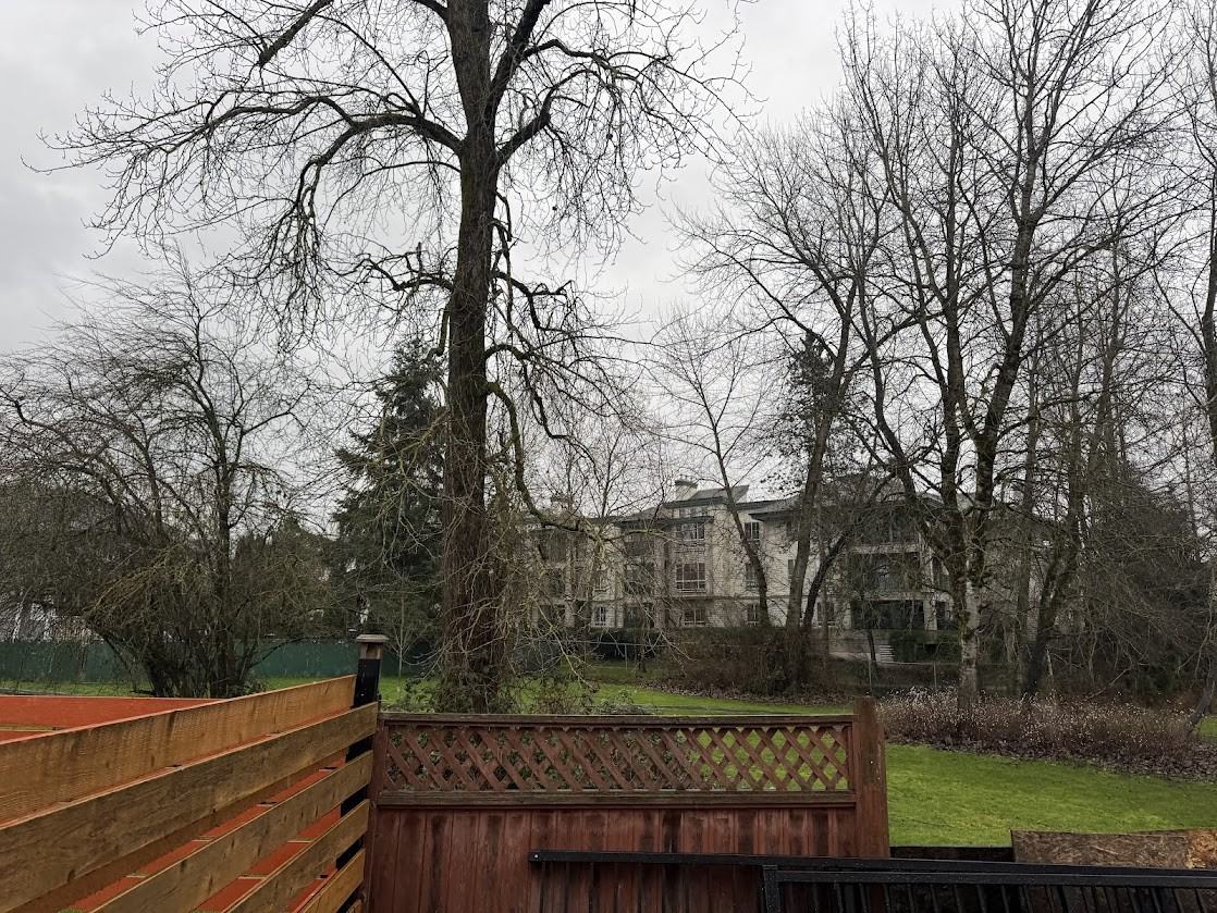 6060 Brooks Crescent #1 - Photo 4 of 23