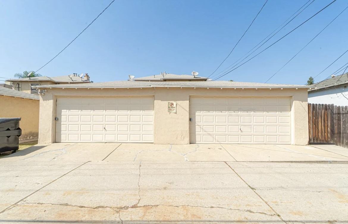 730 E San Antonio Dr - Photo 6 of 10