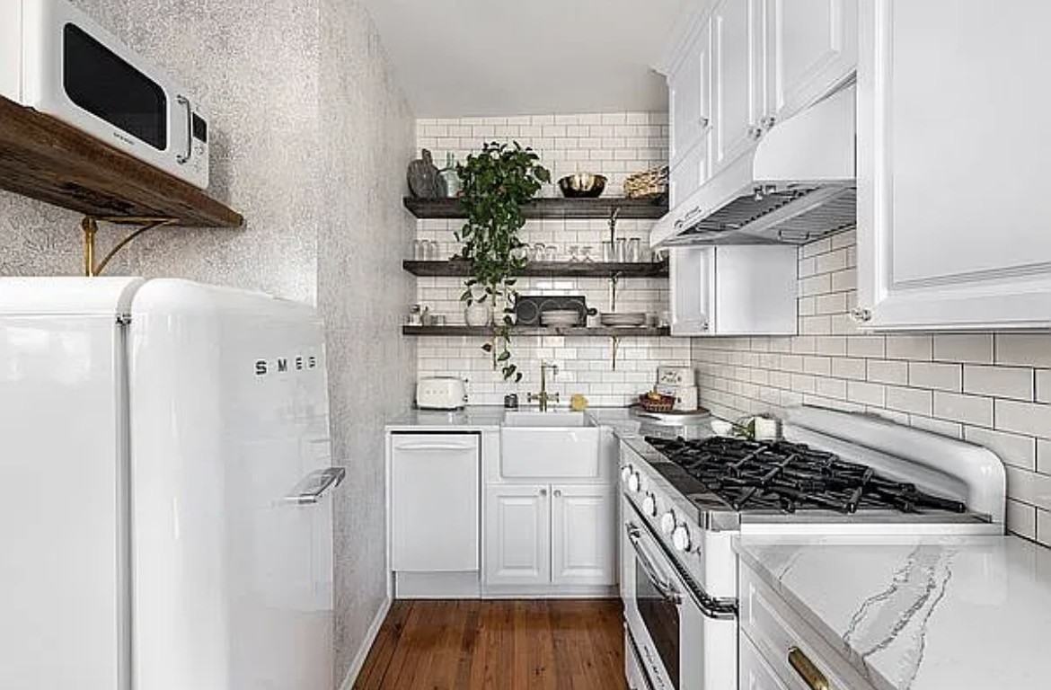 916 Union St #2A - Photo 4 of 9