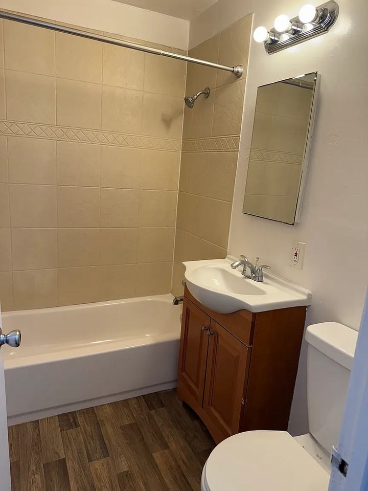 545 S 7th St #12 - Photo 6 of 9