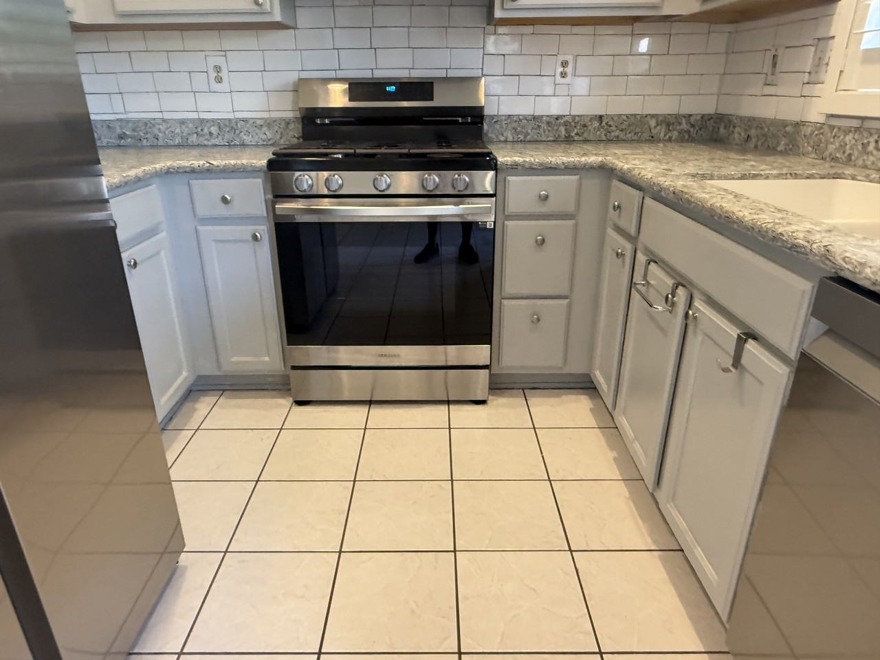 21735 N Limousine Dr - Photo 5 of 28