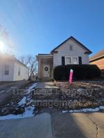 featured image of 1024 Roosevelt Ave