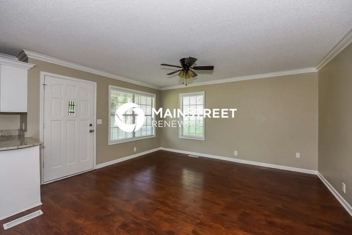 115 Elmore Ave - Photo 5 of 17