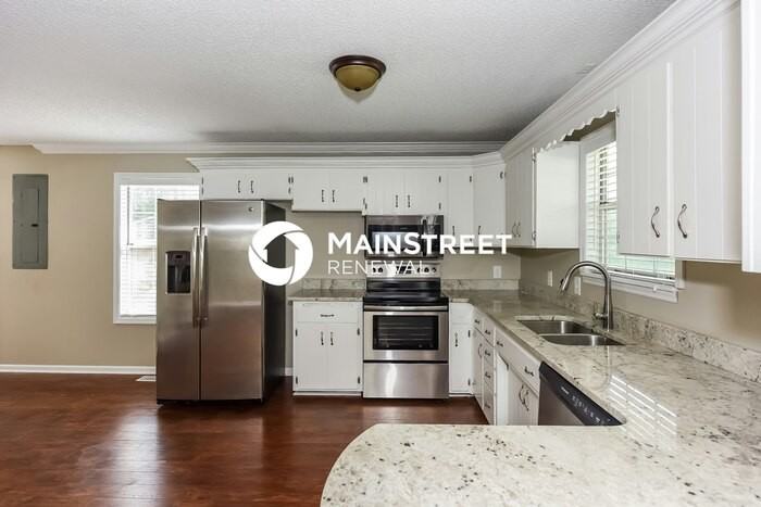 115 Elmore Ave - Photo 7 of 17